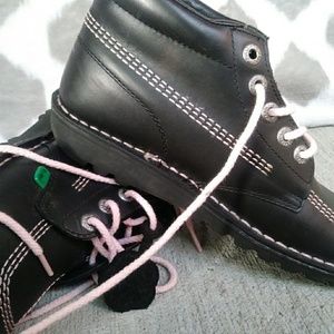 Women's leather kickers